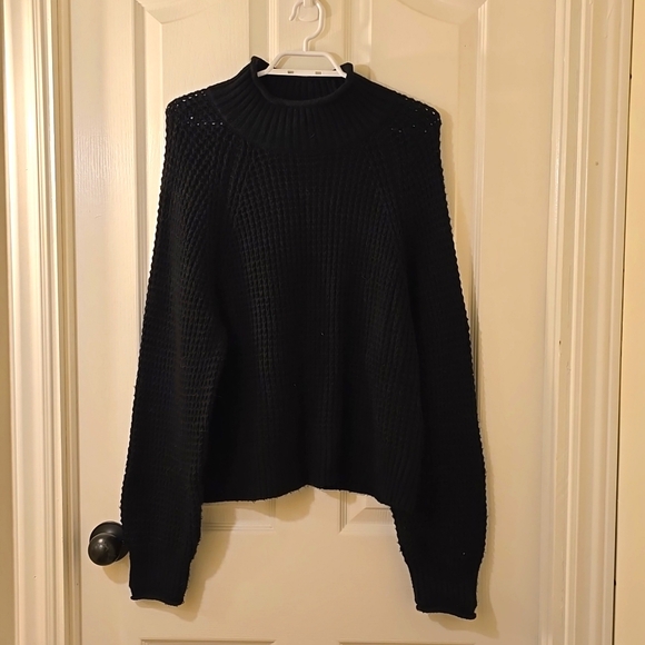 Black American Eagle High Neck Sweater | Super Soft | SZ Medium - Picture 1 of 7